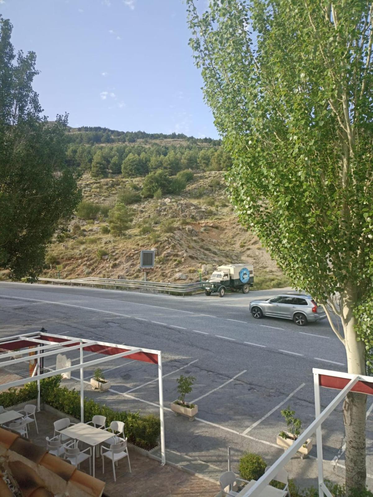 Hostal El Desvio Sierra Nevada Exterior photo